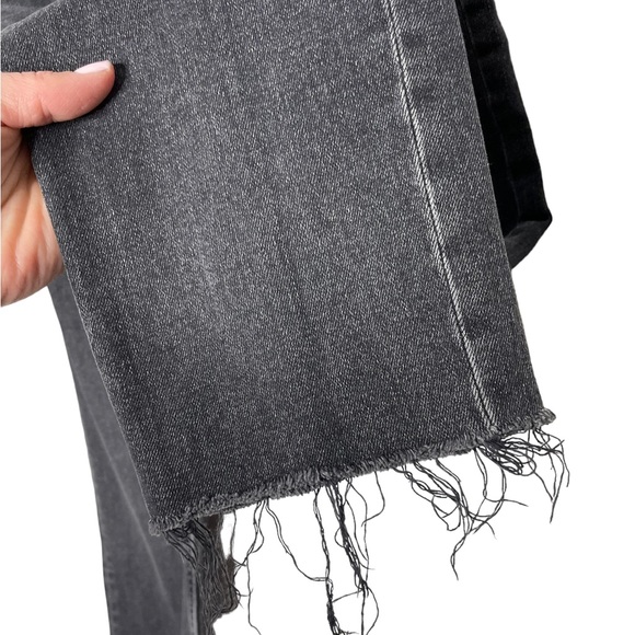 Everlane | High Rise Straight Jeans in Washed Black Raw Hem 26 - Picture 4 of 6